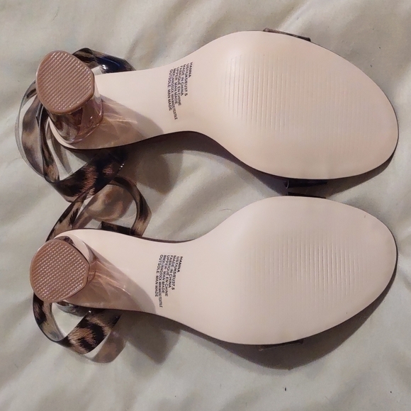 JUSTFAB Leopard print heeled sandals Size 7 NIB - Picture 5 of 8